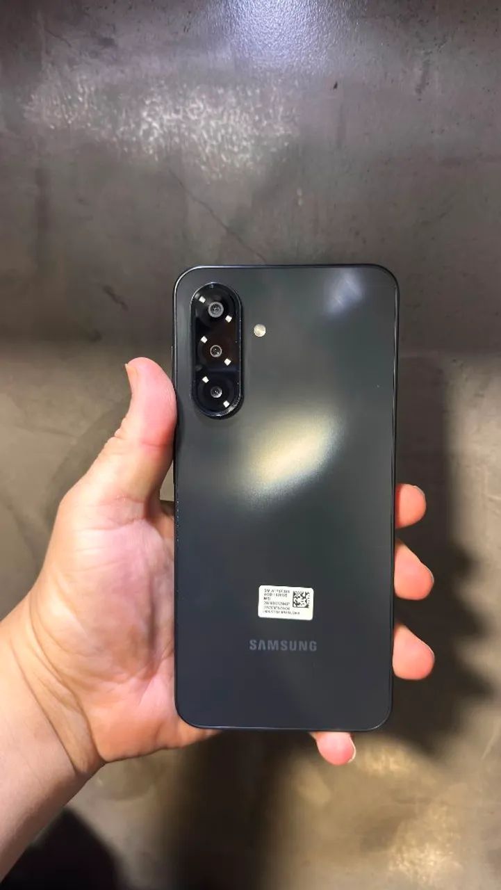SAMSUNG GALAXY A7 128GB 4GB RAM PRETO - Foto 2