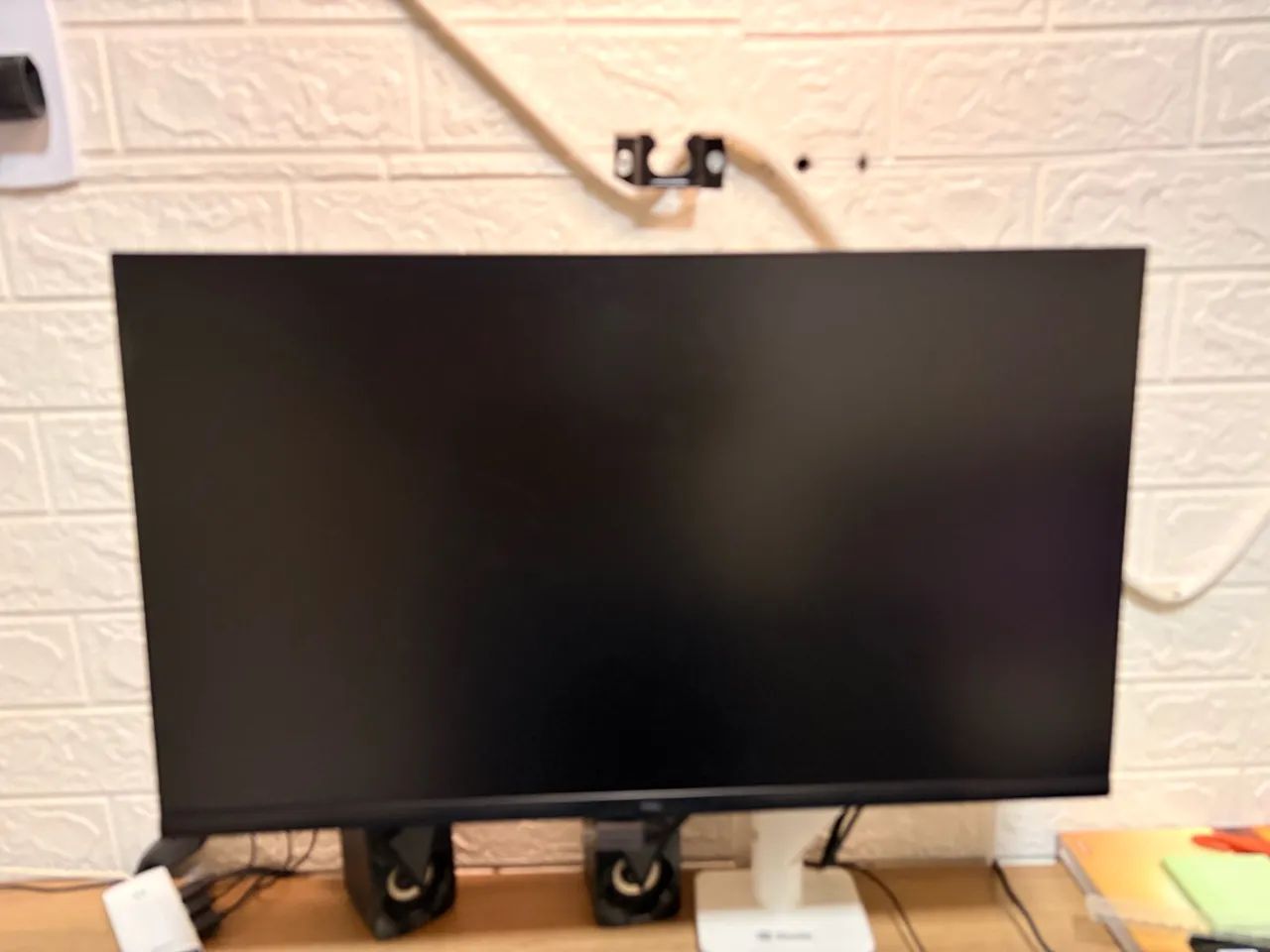 Monitor TCL QD mini-led