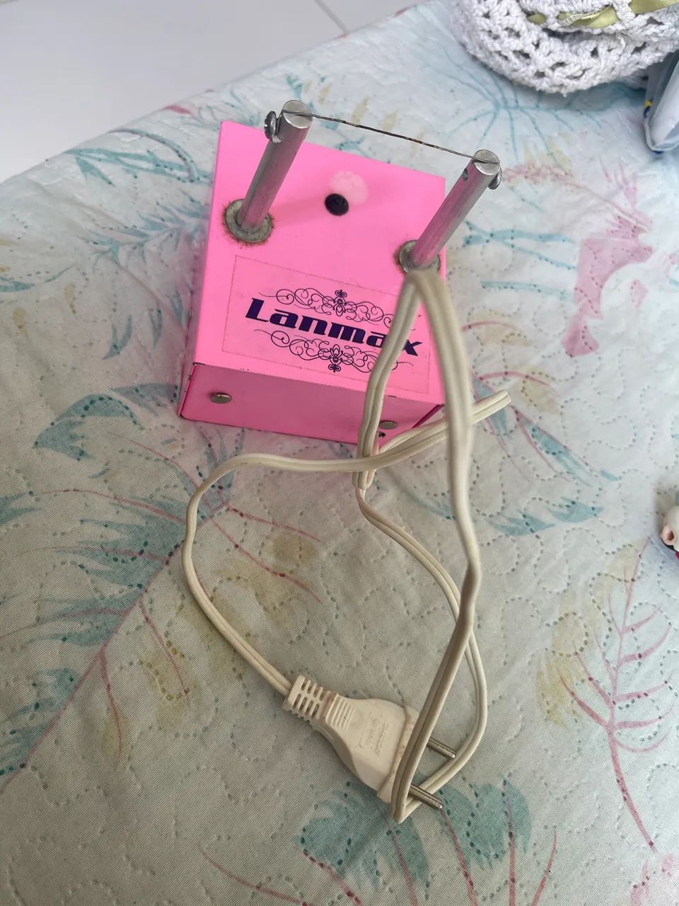 Máquina cortar cetim