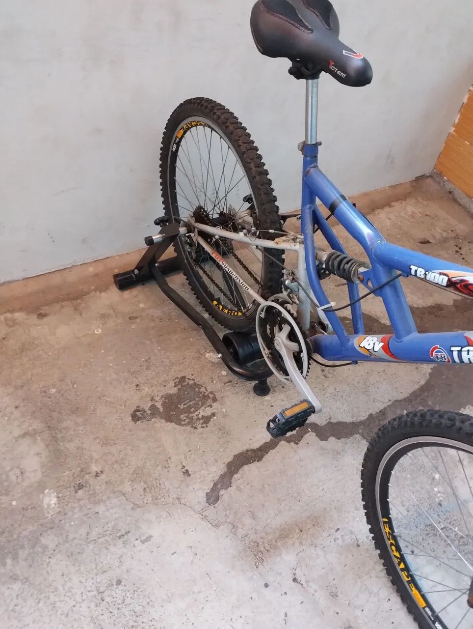 Bicicleta com simulador - Foto 2