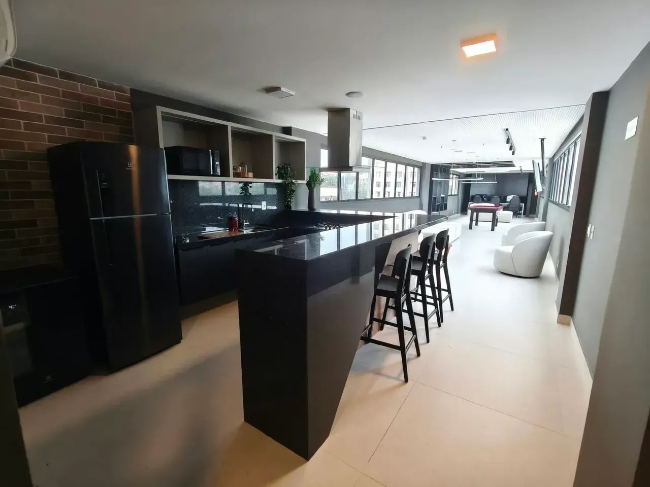 03 QUARTOS, STE COM 2 VAGAS E LAZER COMPLETO