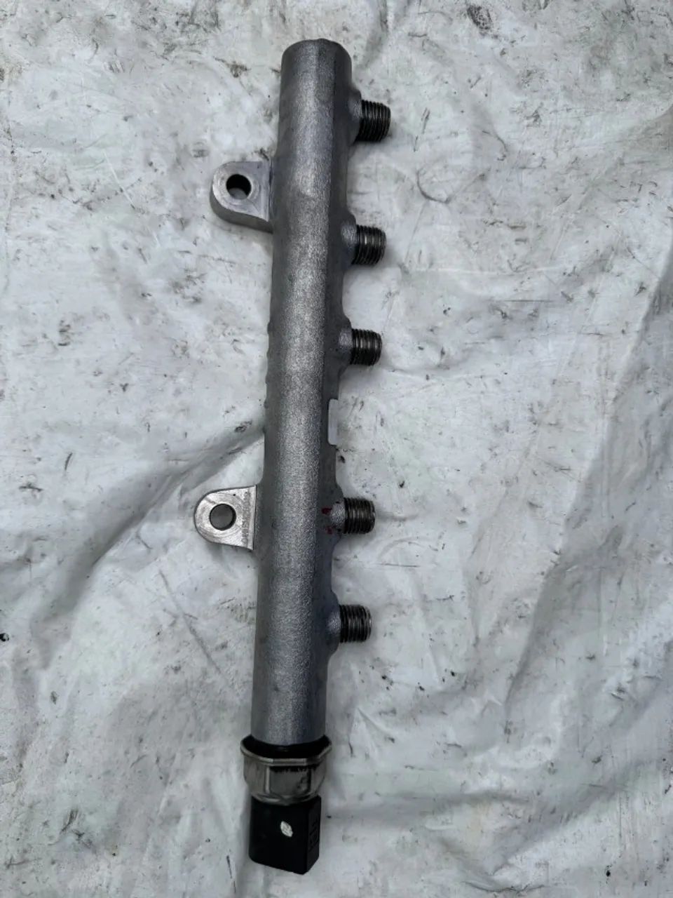 flauta/bico injetores/sensor pressao hyundai hr 2,5/16v 2013/2022 - Foto 5