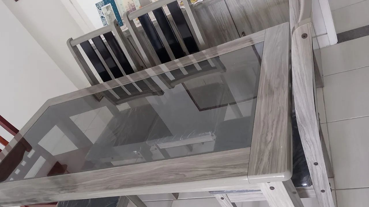 Conjunto Mesa de Jantar 4 cadeiras-tampo de vidro  - Foto 2