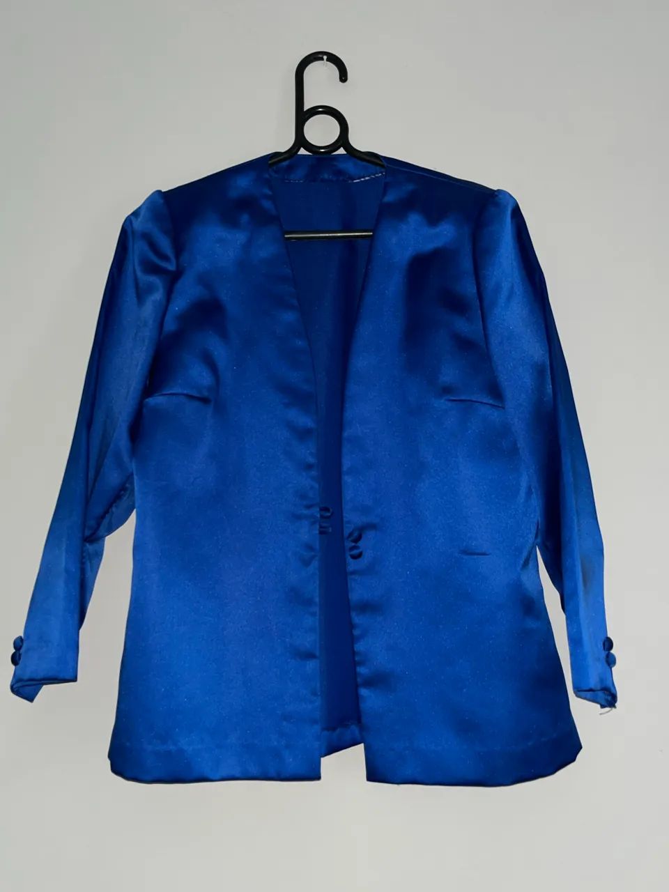 Blazer azul com ombreiras 