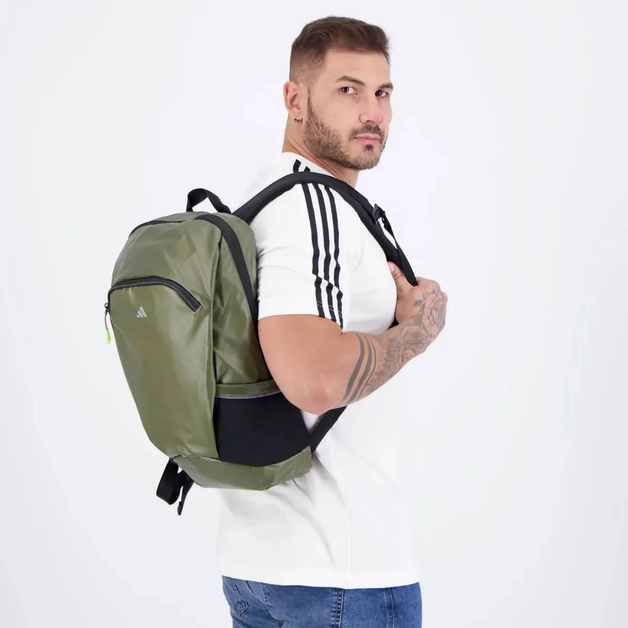 Mochila Adidas Gym - Unissex - Nunca usada - Foto 4