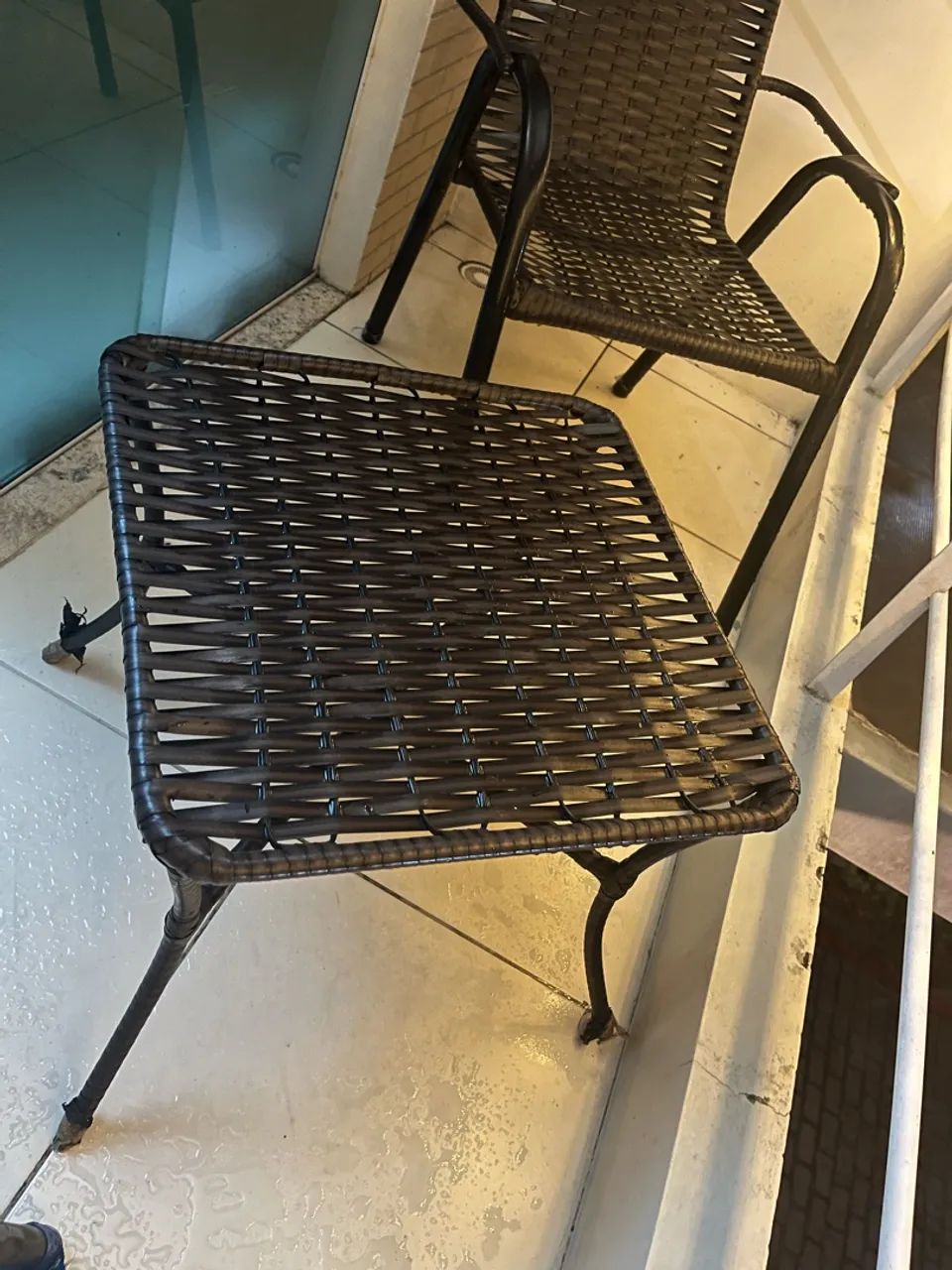 Conjunto de Cadeiras Juncadas E Mesa De Centro Juncada