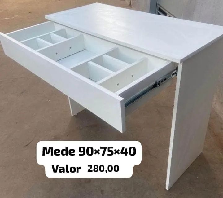 Mesa de Escritório Preta com Gaveta - Foto 2