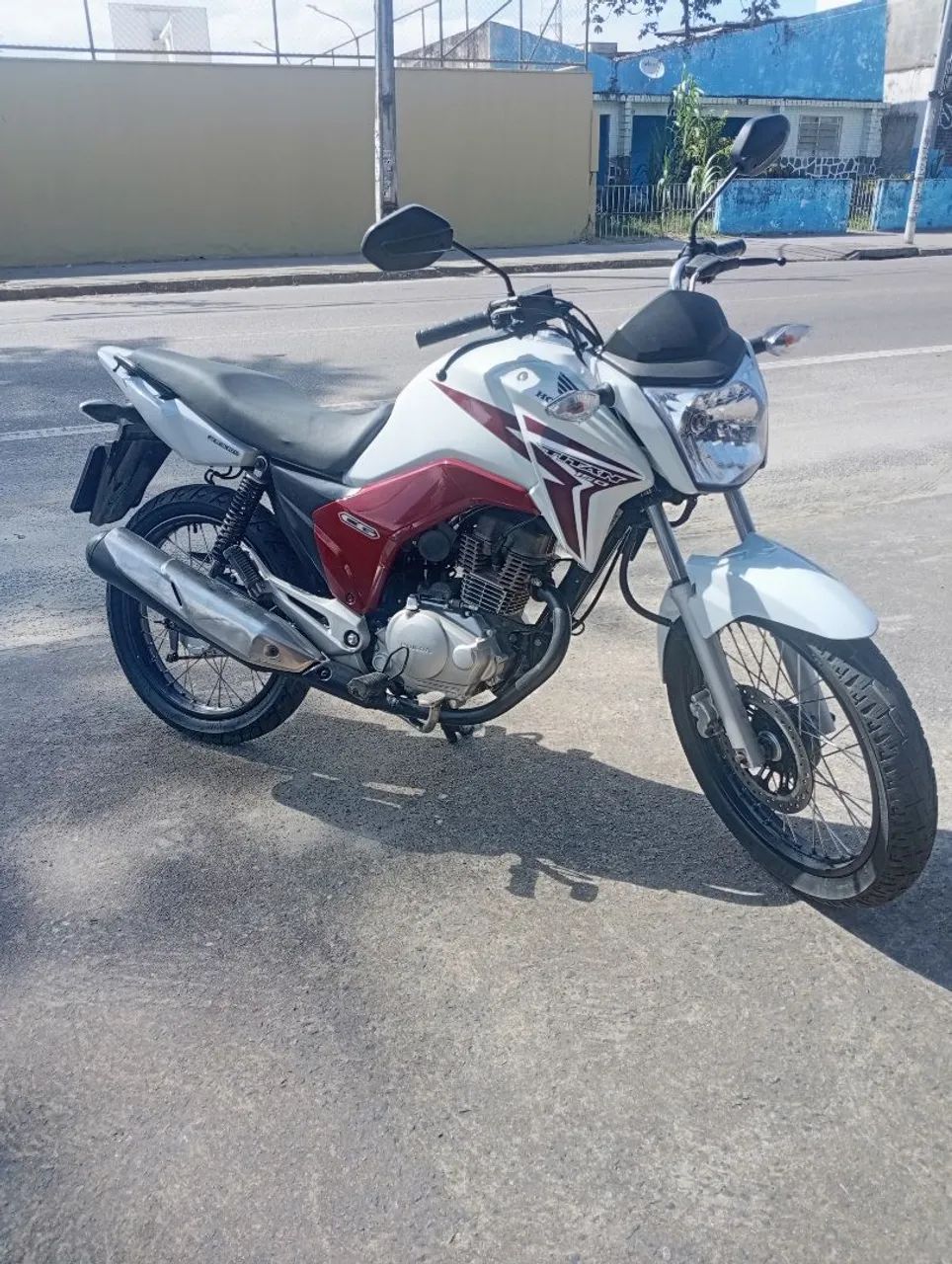 Titan 150 ESD  - Foto 2