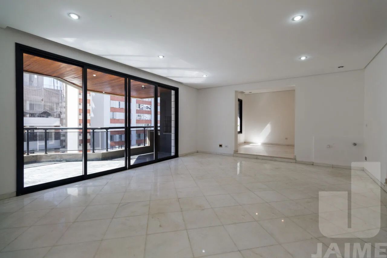 Apartamento com 4 Dormitórios 3 Vagas em Higienópolis