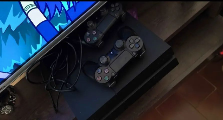 Playstation 4 - Foto 2
