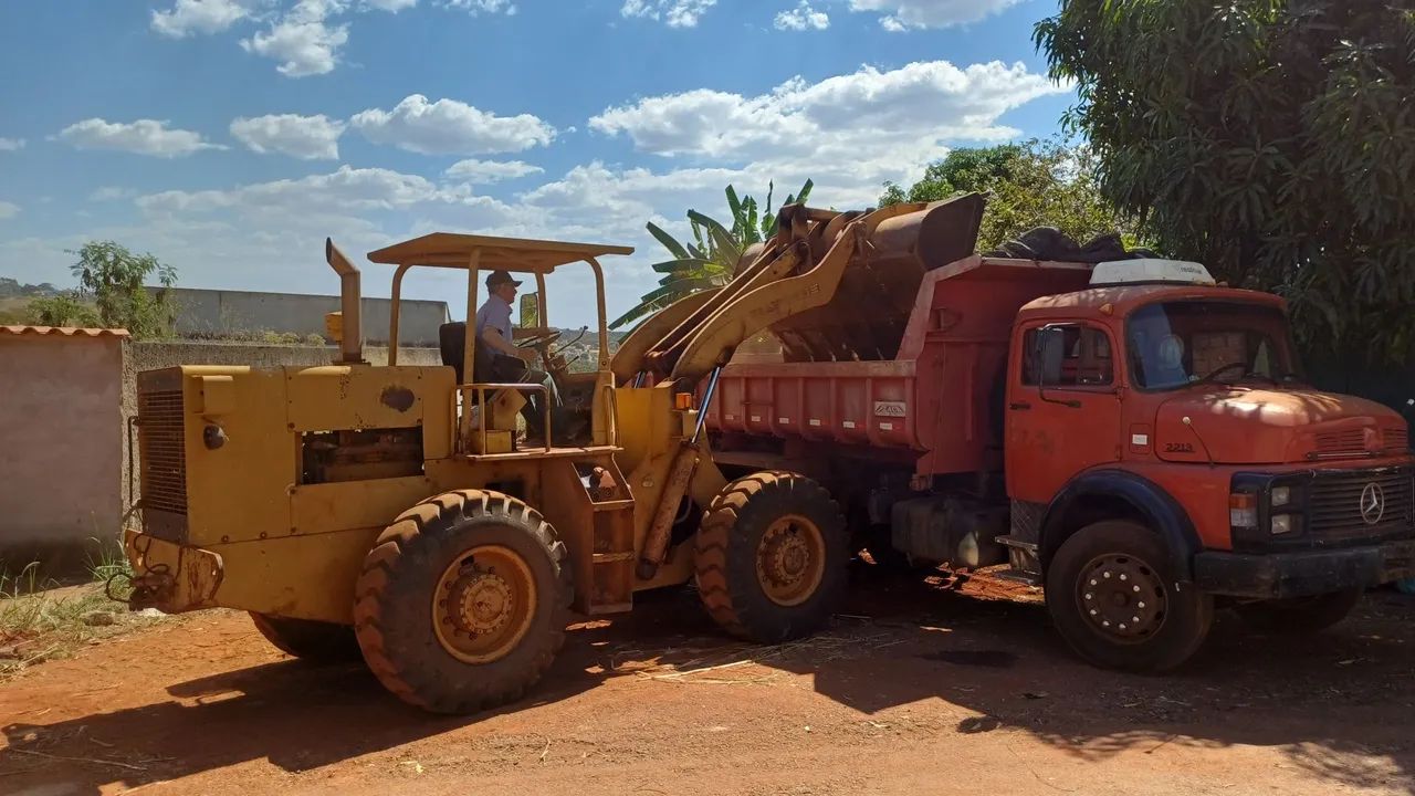 Terraplenagem e Limpeza de Lote Goiânia - Foto 4