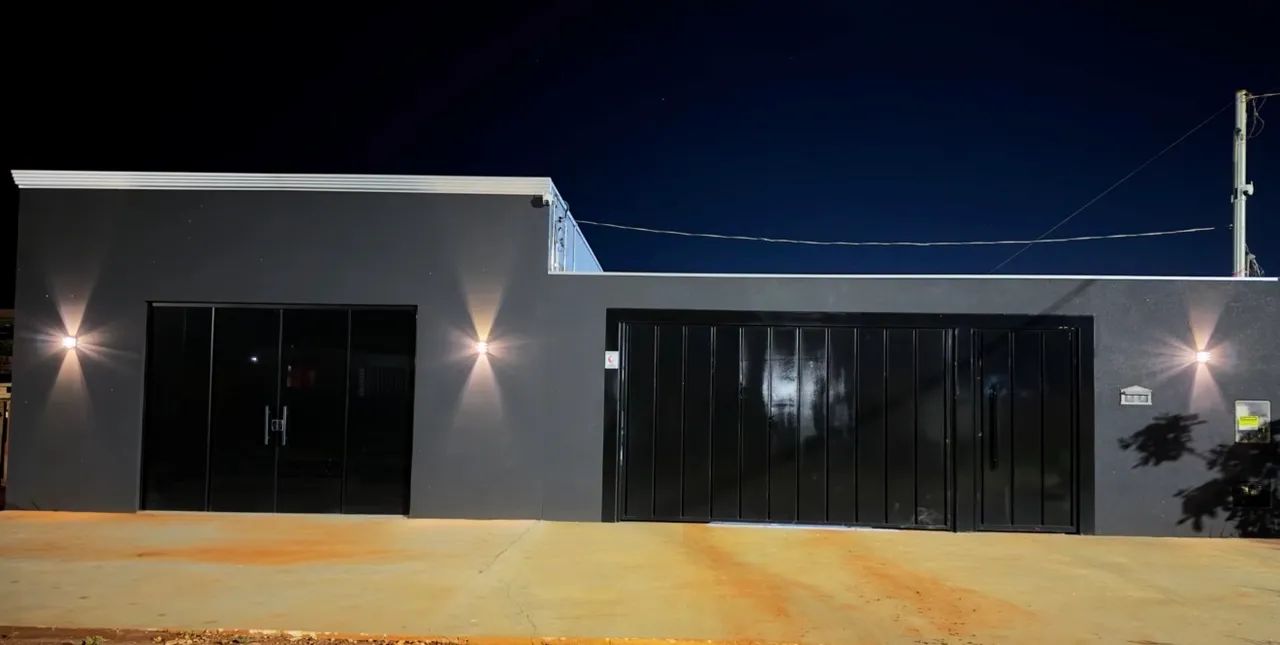 SALÃO COMERCIAL + CASA NOS FUNDOS