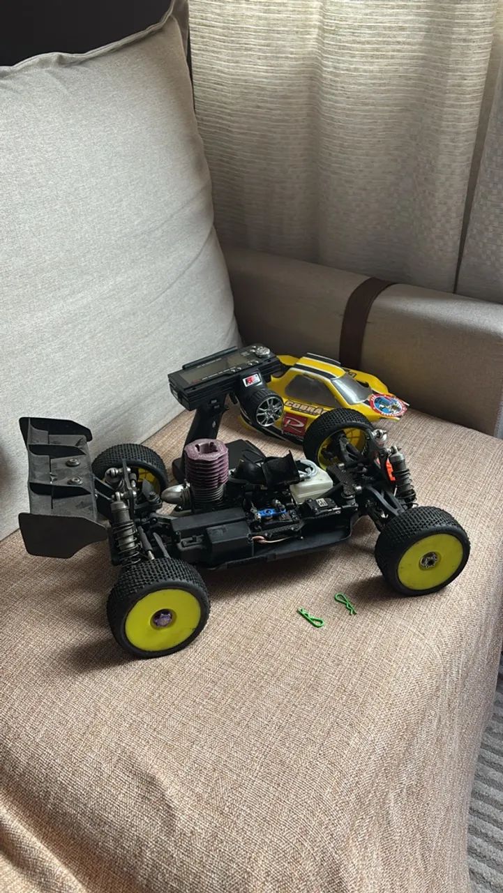 Automodelo Buggy MBX7 nitro  - Foto 2