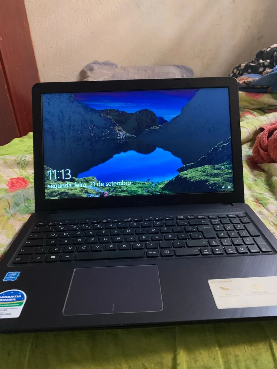 Vendo notebook sem detalhes. Acompanha carregador  - Foto 2