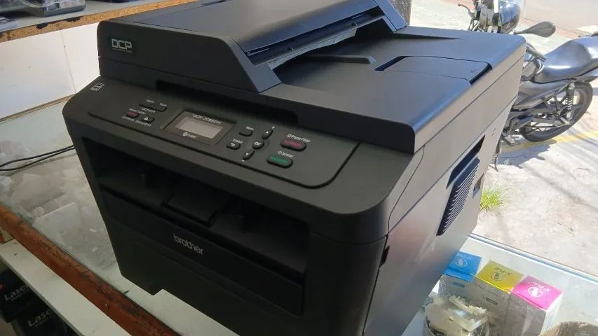 Impressora Laser Multifuncional Brother DCP-7065DN - Foto 3