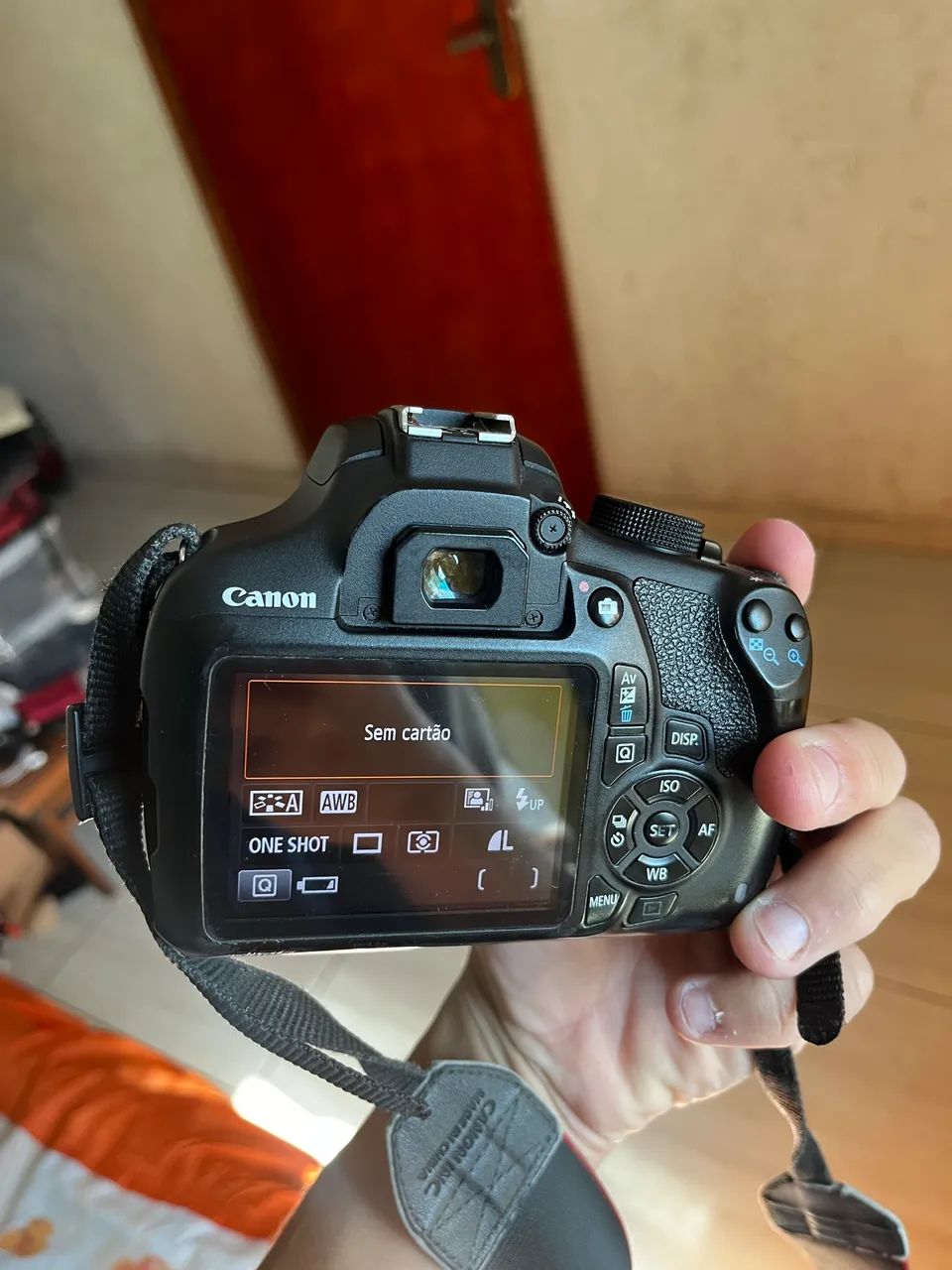 Cânon T5 + 18-55 + acessórios 