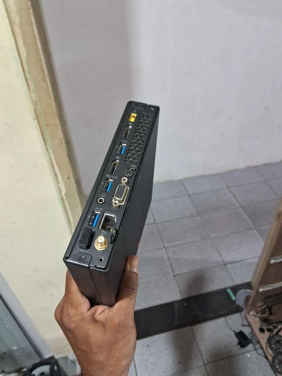 Mini PC leonovo i3 6100t  - Foto 2