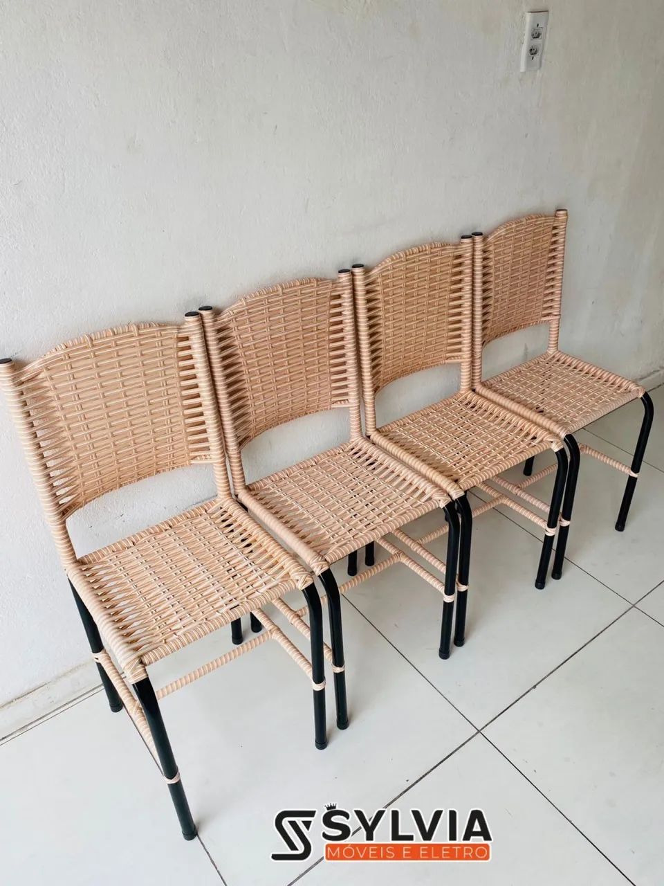 CADEIRAS EM FIBRA PARA MESA DE JANTAR  - Foto 3