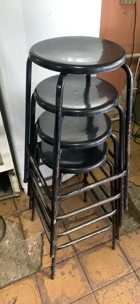 Banqueta moderna 
