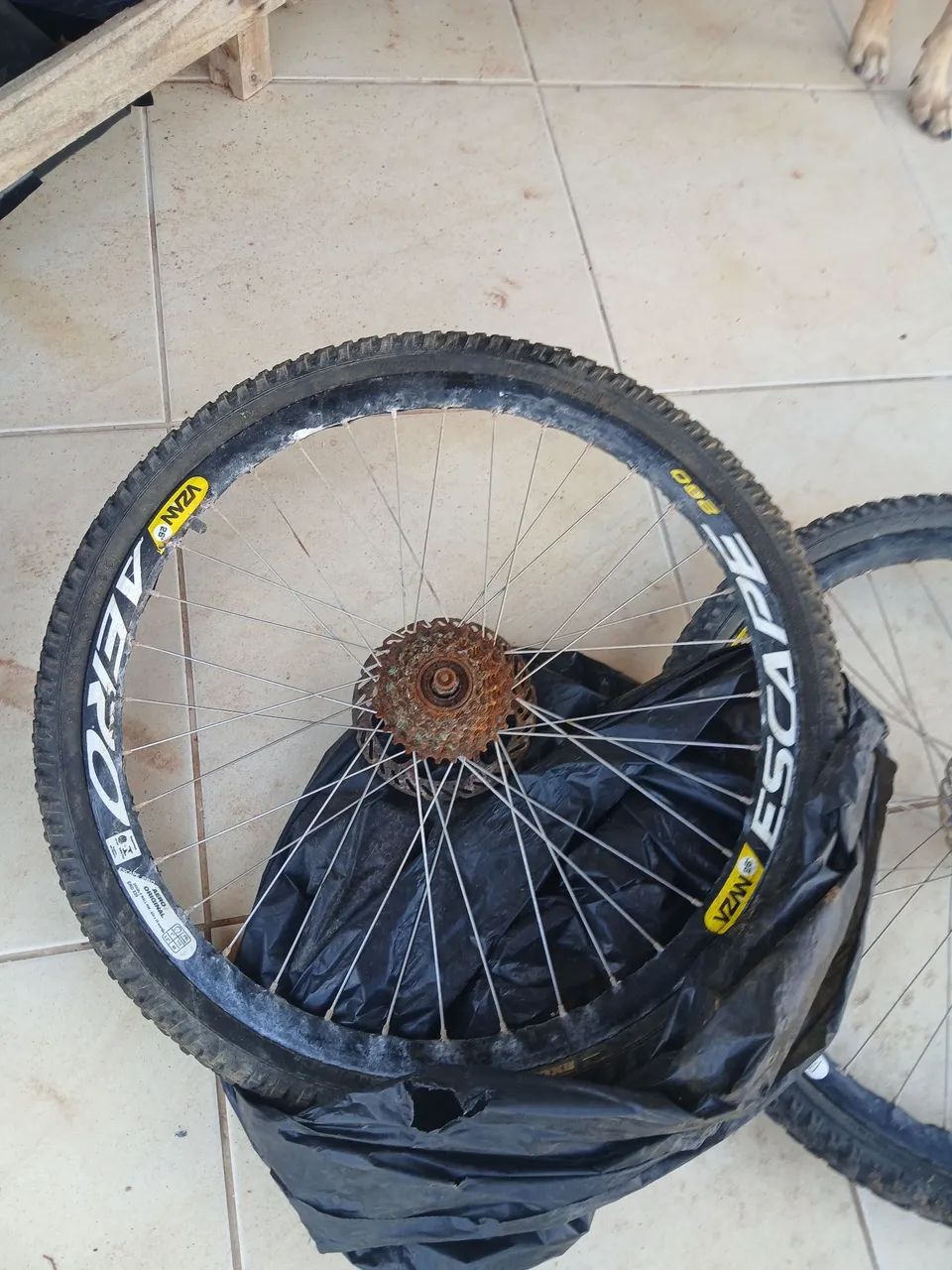 Pneus para bicicleta aro 26 - Foto 2