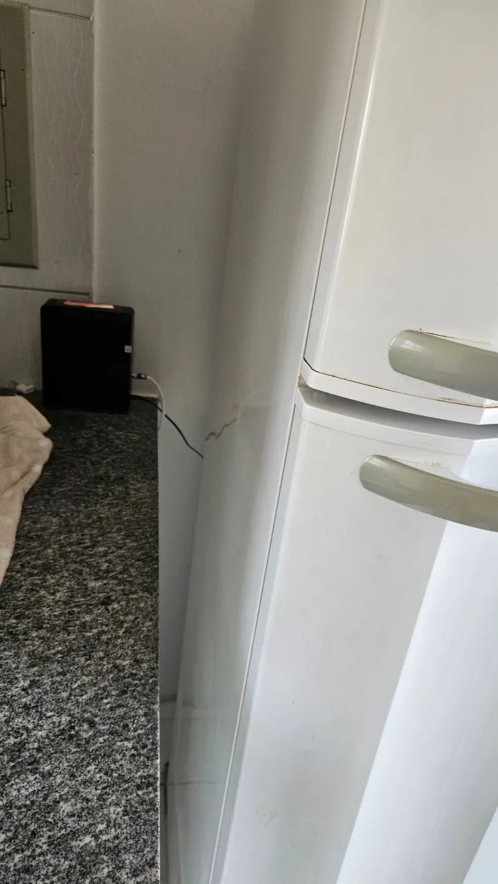 Geladeira Electrolux DC49A - 462 Litros - Funcionando - Foto 4