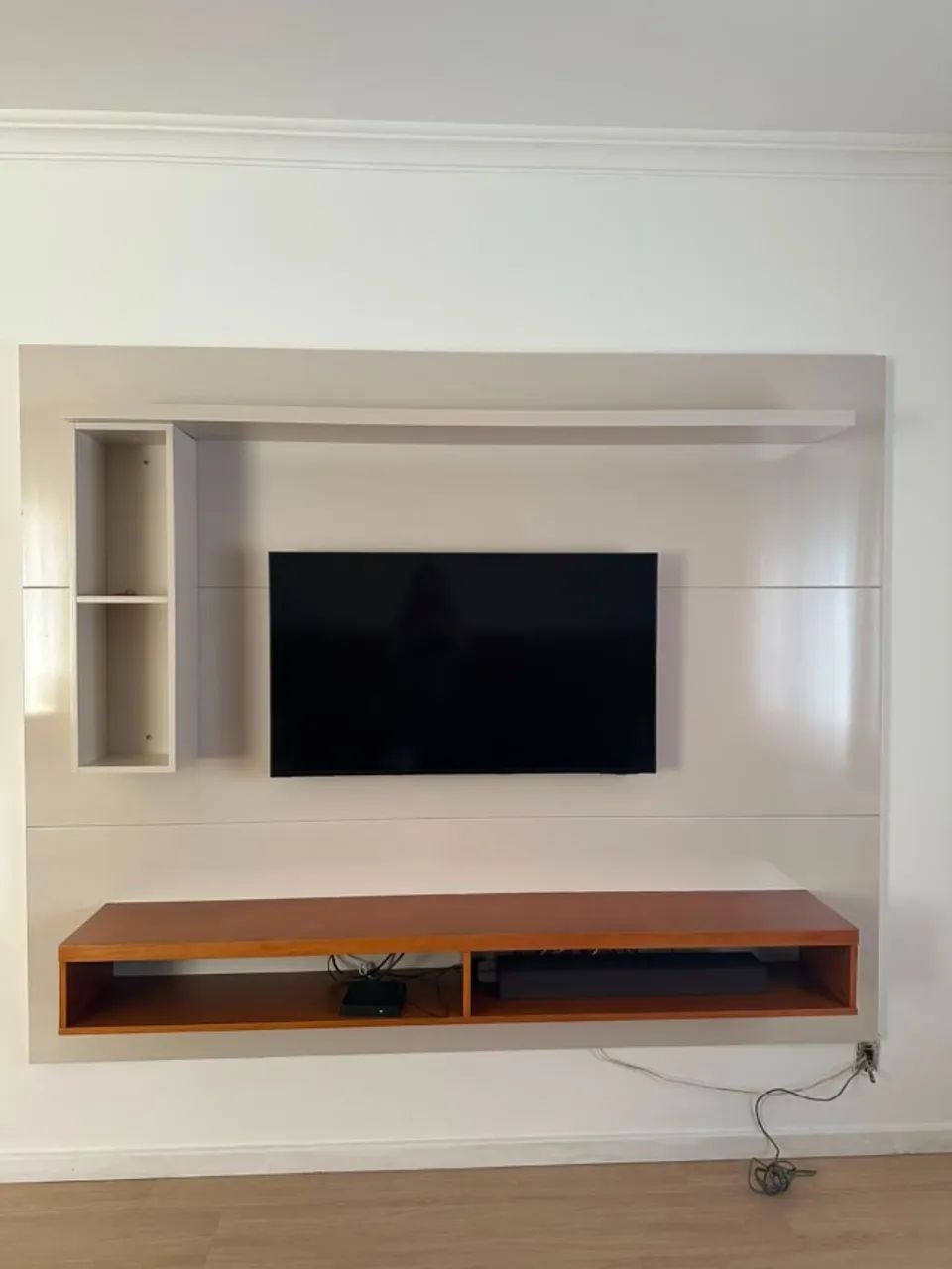 RACK PARA TV - Excelente estado