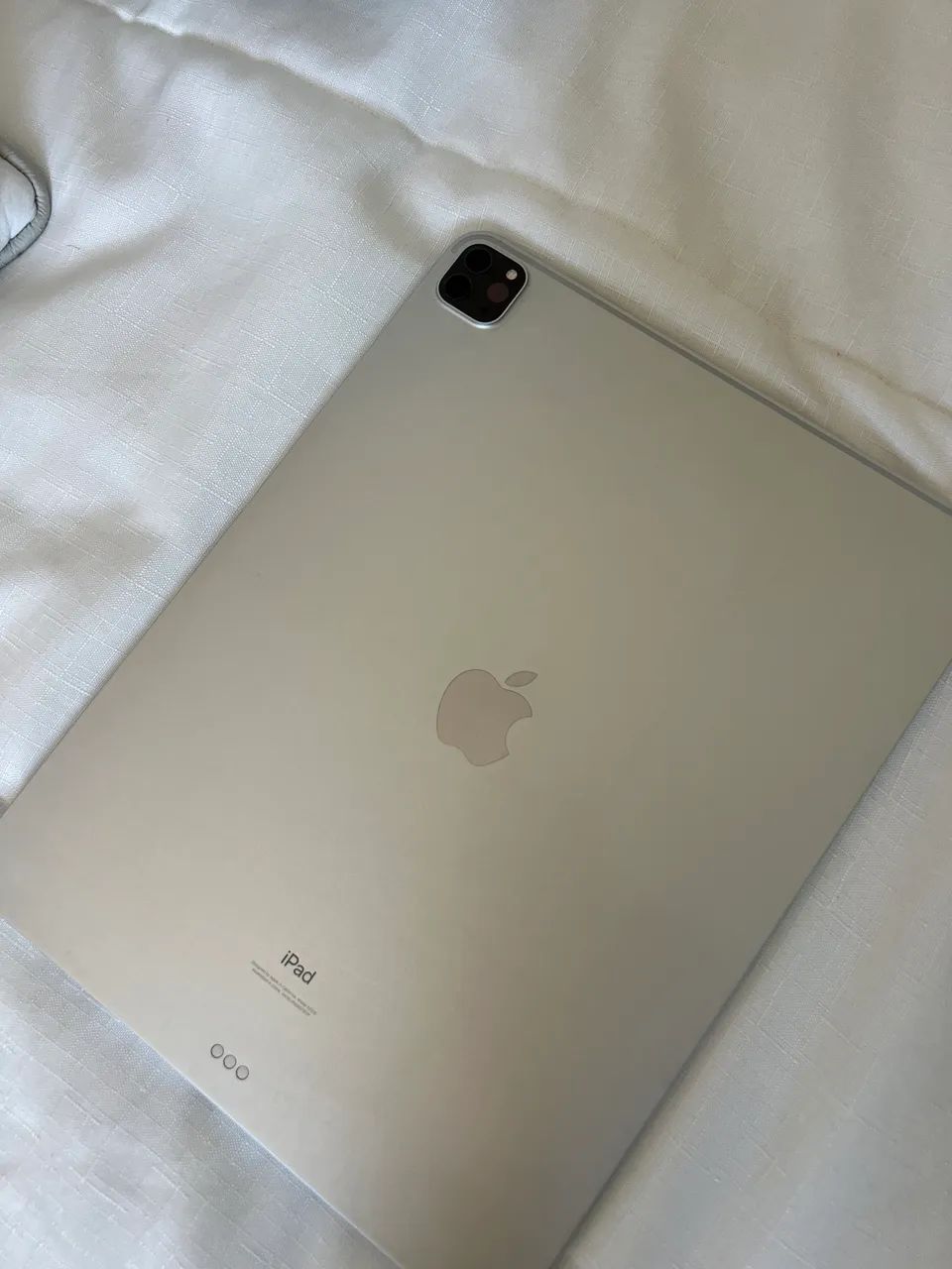 iPad Pro 12.9 polegadas 5ª Geração Impecável + Teclado - Foto 2