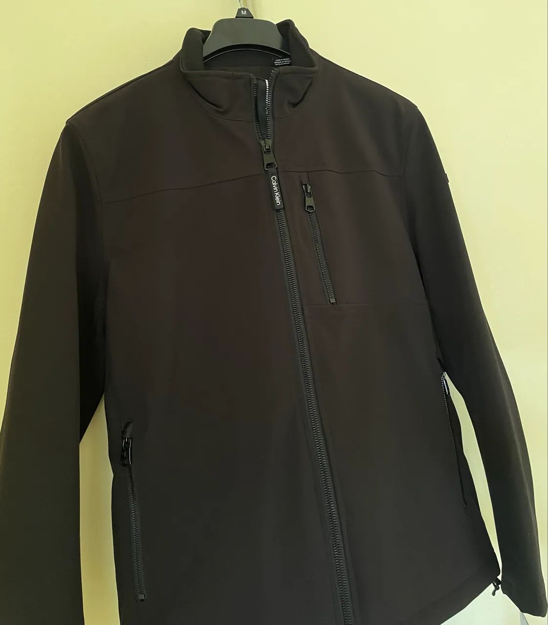 Jaqueta Calvin Klein Soft Shell - Preto  - Foto 2