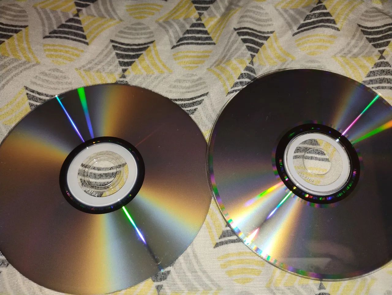 Cd + Dvd Artpop da Lady Gaga  - Foto 3