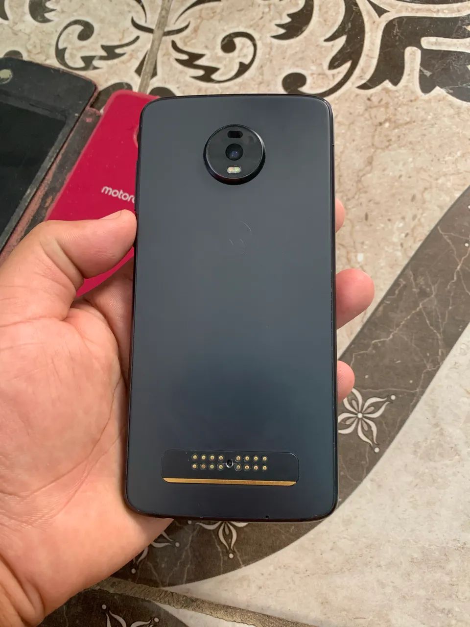 Moto z2 play