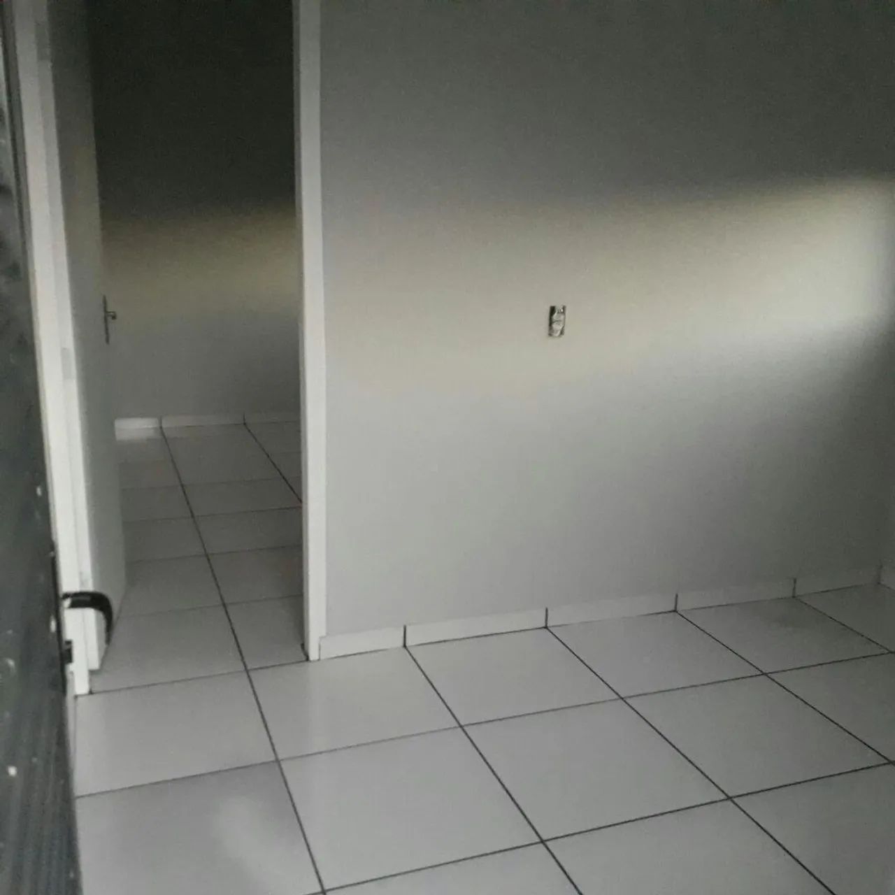 INDISPONÍVEL     Alugo kitnet para 1 pessoa sem filho e sem pet - Foto 2