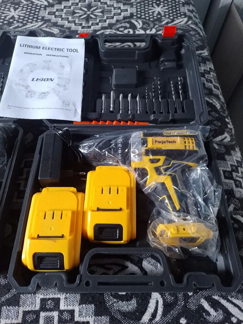 Vende se furadeira e parafusadeira martelete  - Foto 2