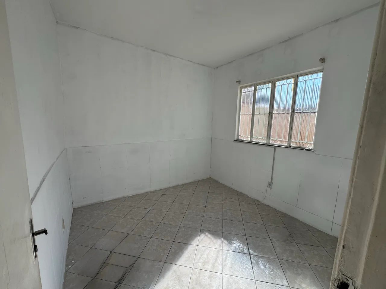 Casa com churrasqueira e garagem - Próx Estácio de Sá  - Foto 5