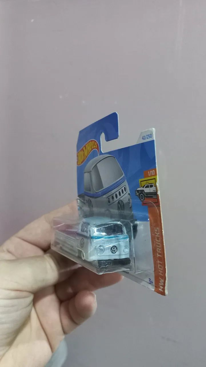 Miniaturas Colecionáveis Hotwheels - Foto 2