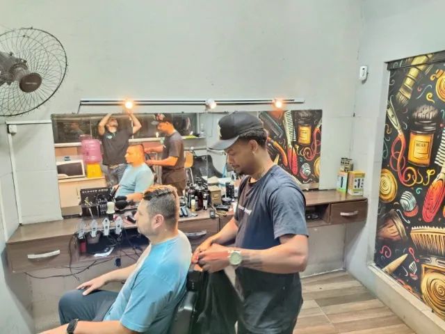 Passo Ponto Comercial - Barbearia Funcionando a mais de 8 anos - Faturando - Sitio Cercado - Foto 2