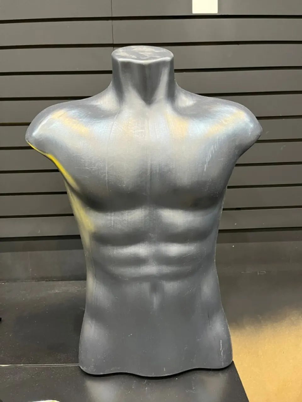 Manequim Busto Masculino Camiseta Regata Moda - Foto 3