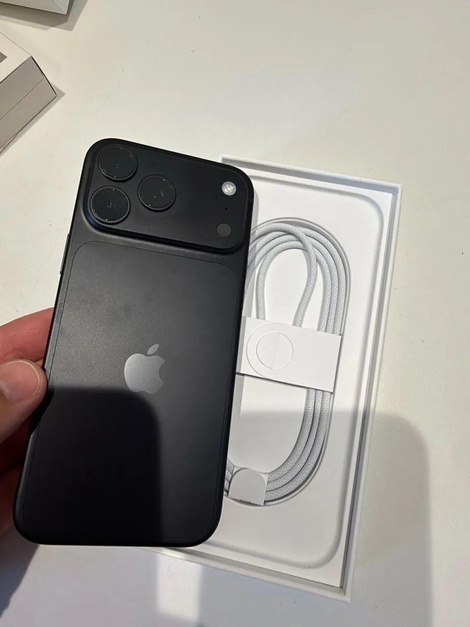 iPhone 18 pro max 256gb Black - Foto 2