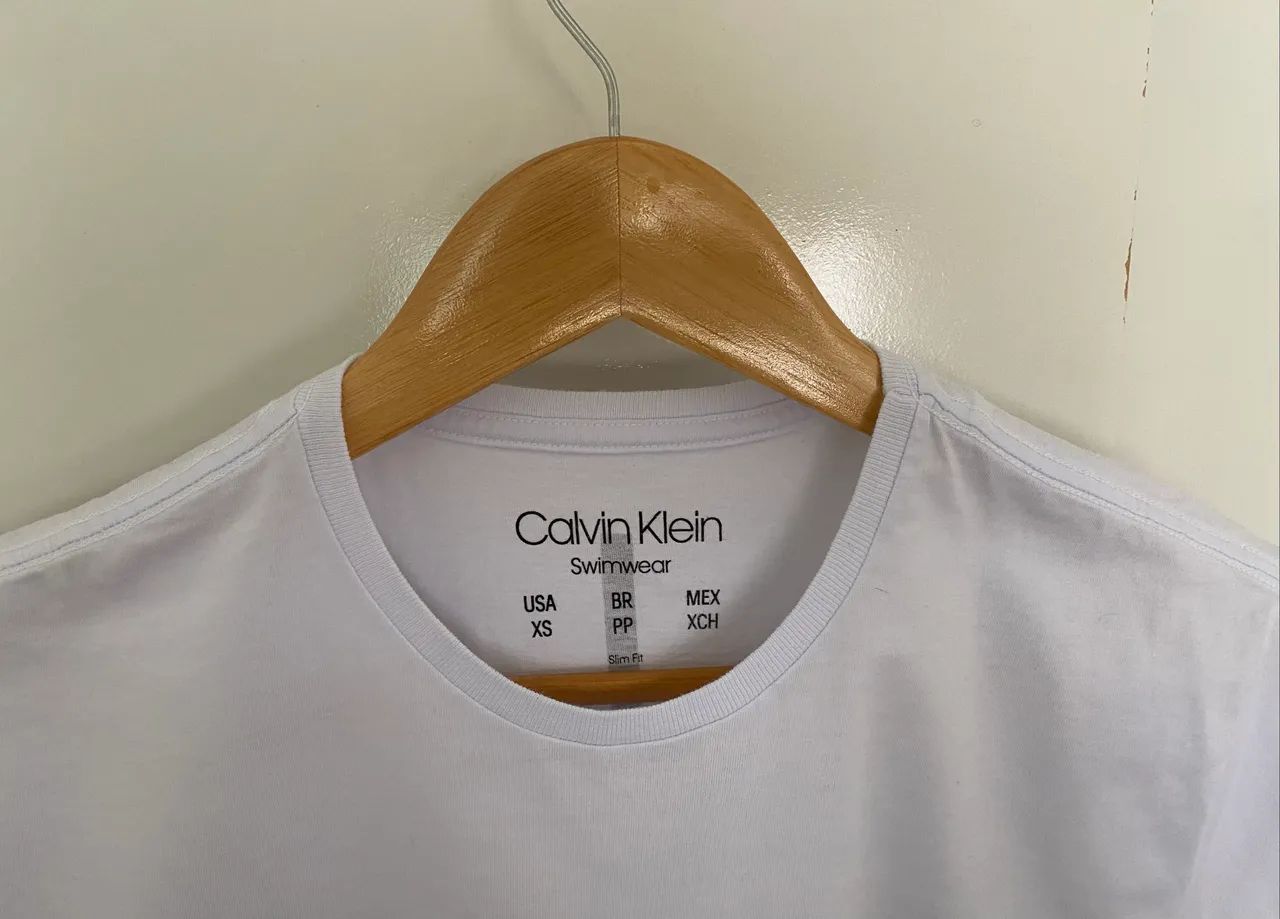Camiseta Calvin Klein Swimwear Logo Costas Branca Original - PP - Foto 5