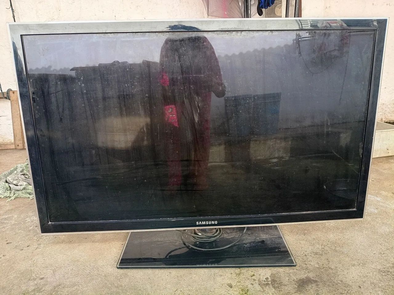Tv para retirada de peças 43 polegadas