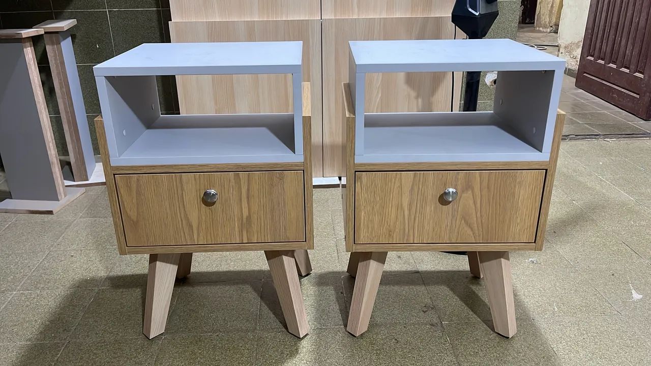 Mesa de cabeceira com gaveta o par  - Foto 3