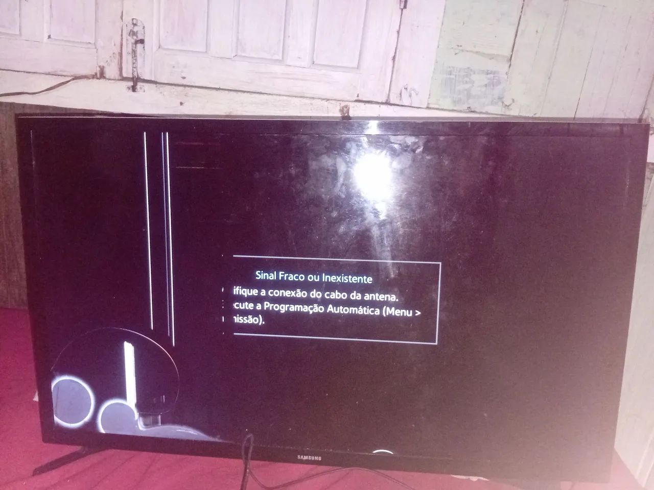 Tv smart com defeito na tela