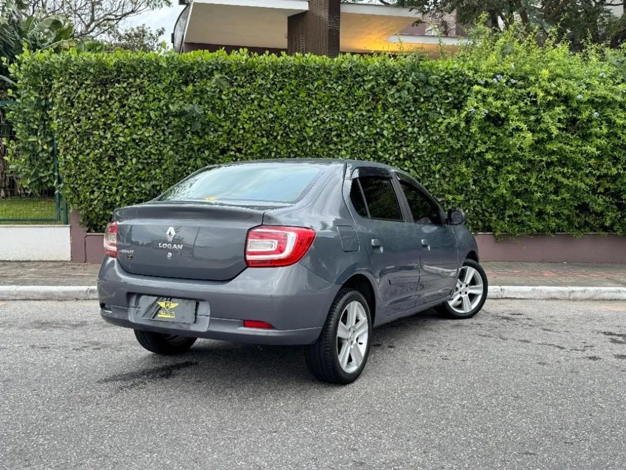 Renault Logan Expres. Easyr Hi-flex 1.6 8V 2017 - Foto 4