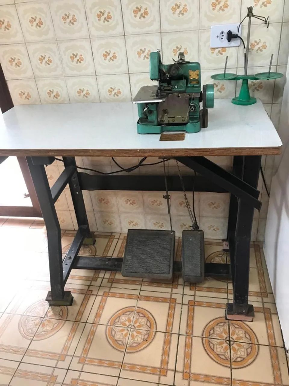 Overloque  - Foto 2