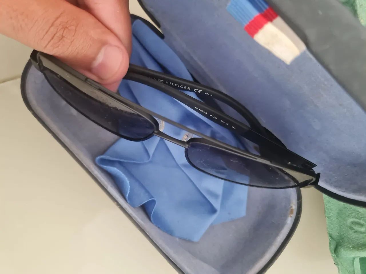 Oculos Tommy Hilfiger  - Foto 2