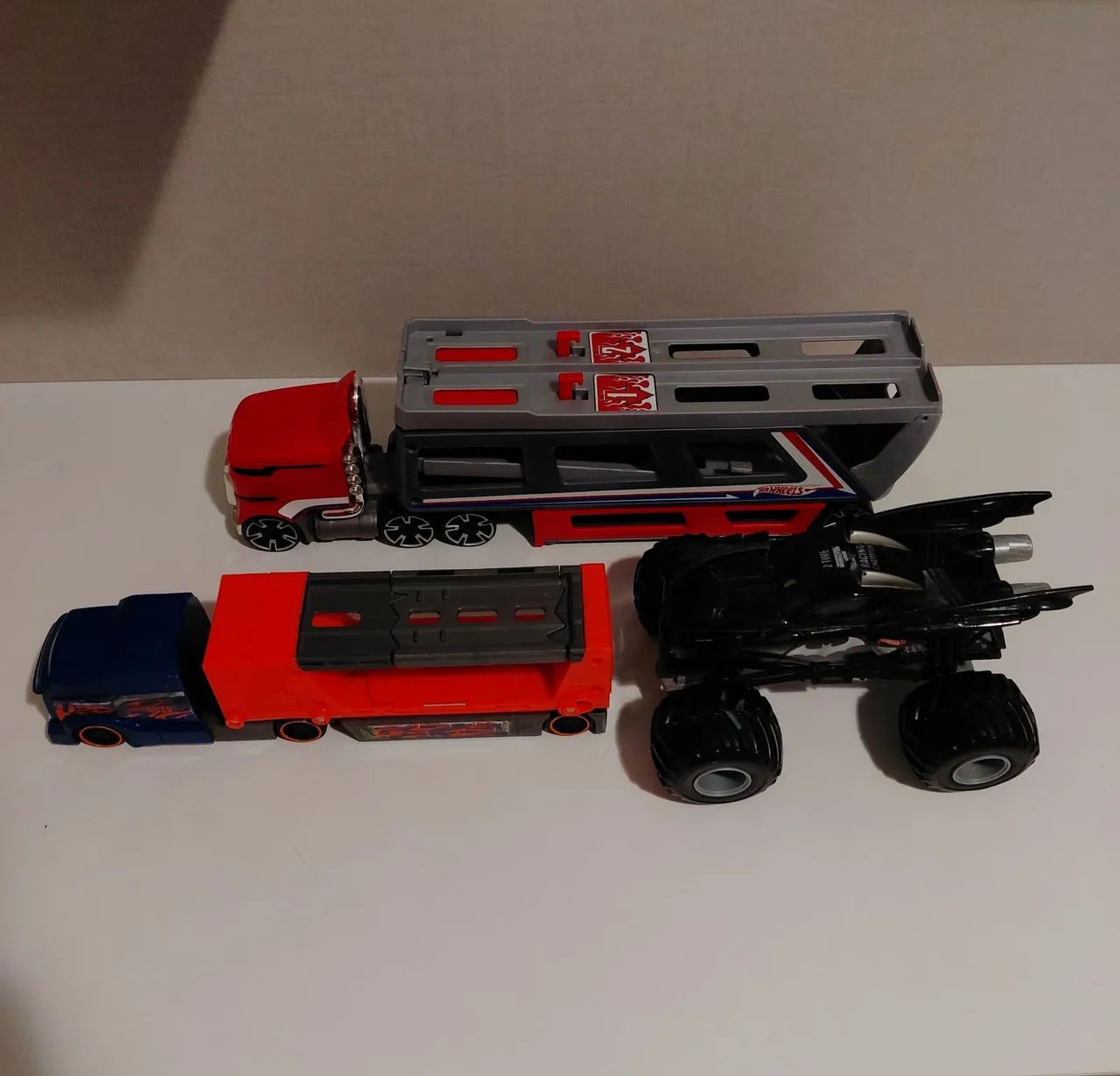 Caminhões HotWheels  - Foto 3