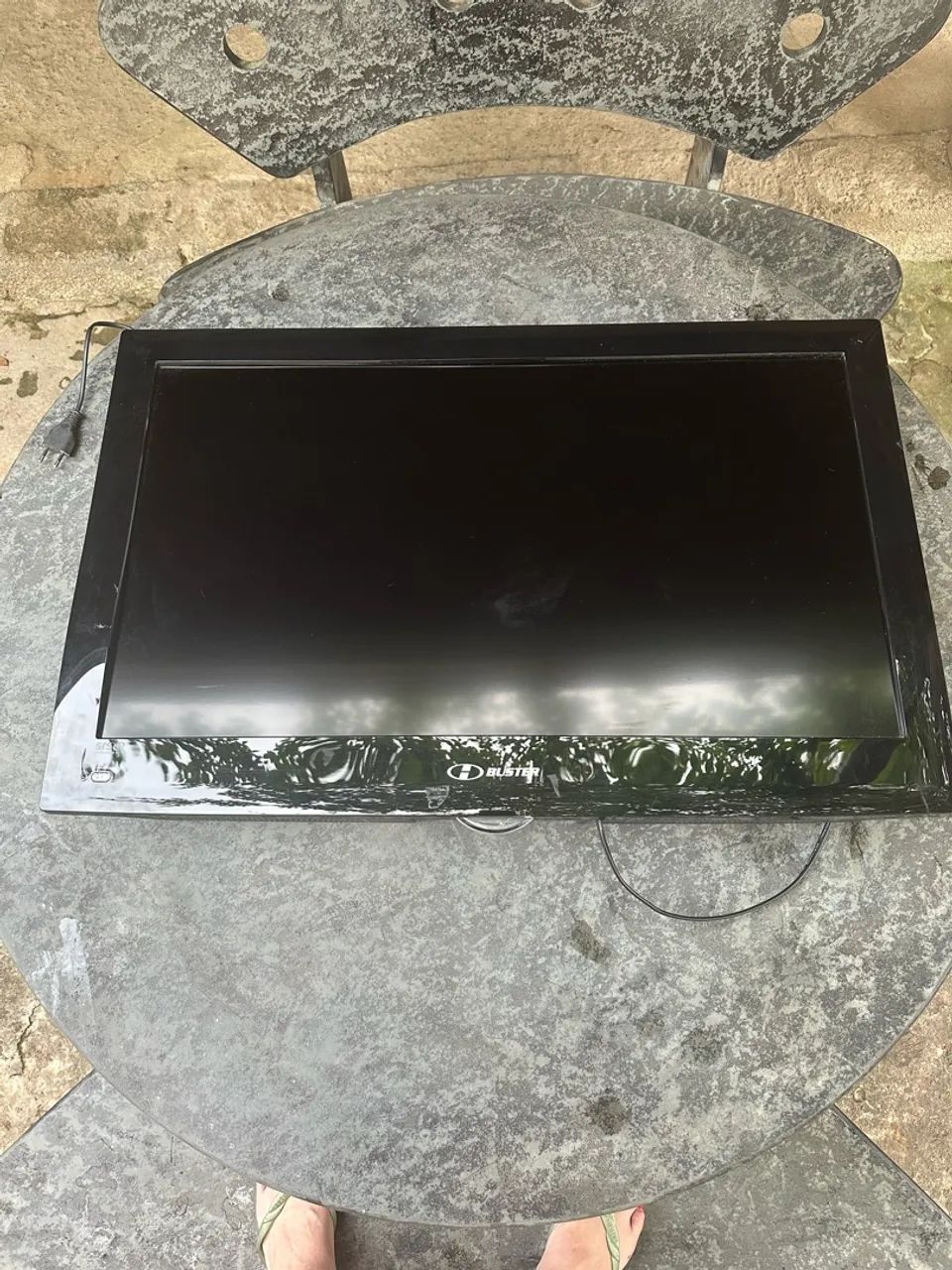 Vendo TV com defeito para conserto ou retirada de peças 