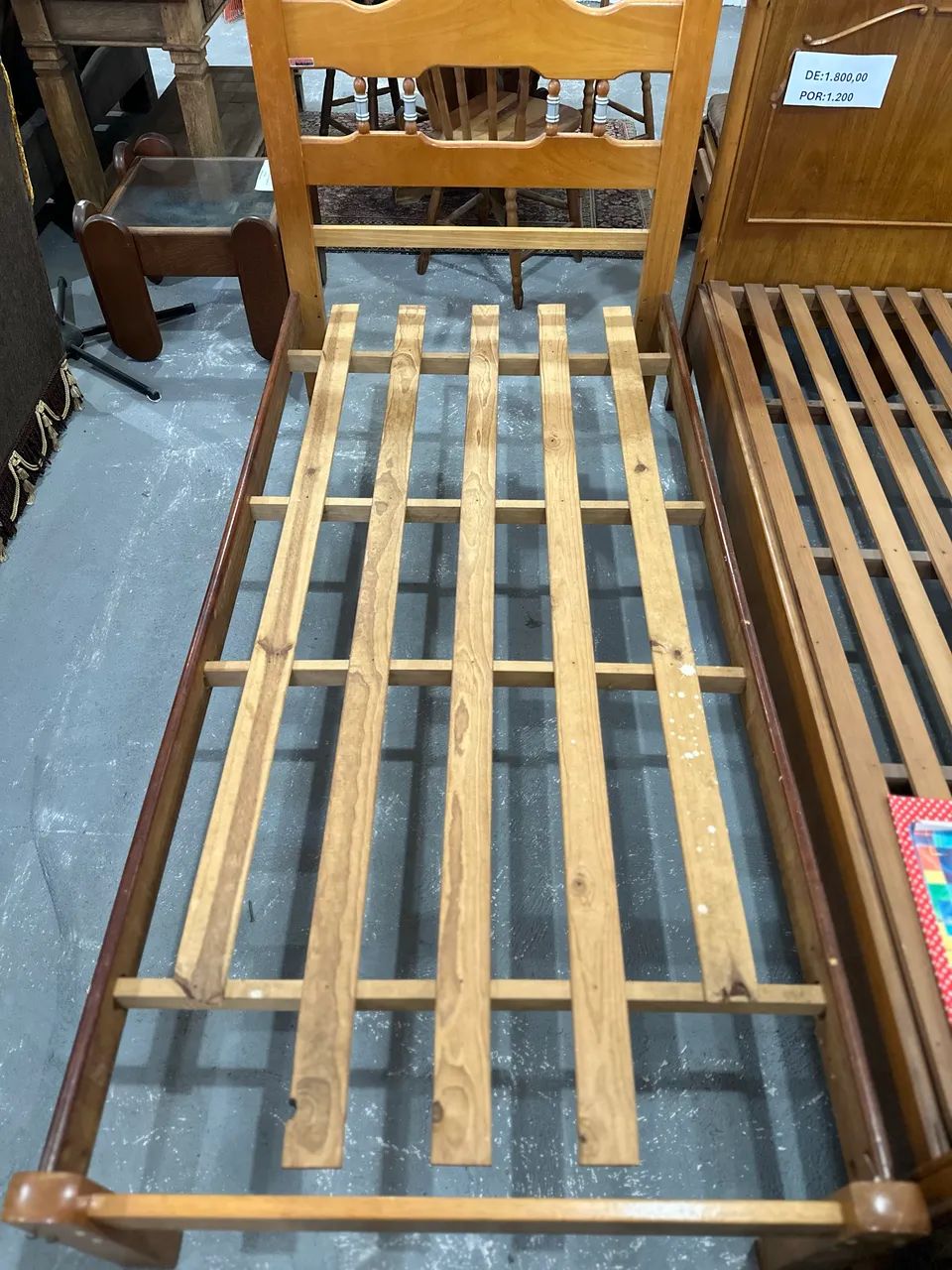 PROMOÇÃO - 1Cama de solteiro - madeira  - Foto 4