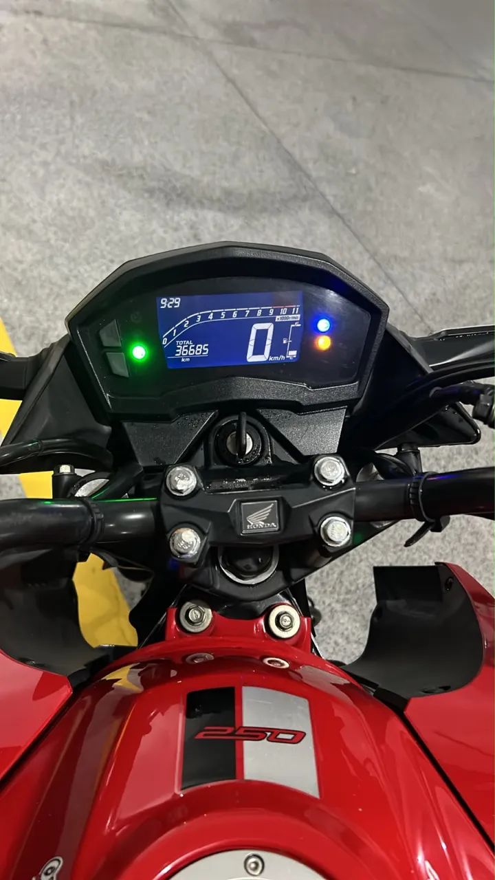 Cb Twister 2021/2021 com abs chave reserva e manual. - Foto 5