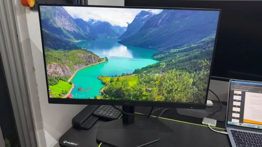 Monitor AOC Ergonômico com Ajuste de Altura e Rotação (Modo Retrato / Pivot) - Foto 3