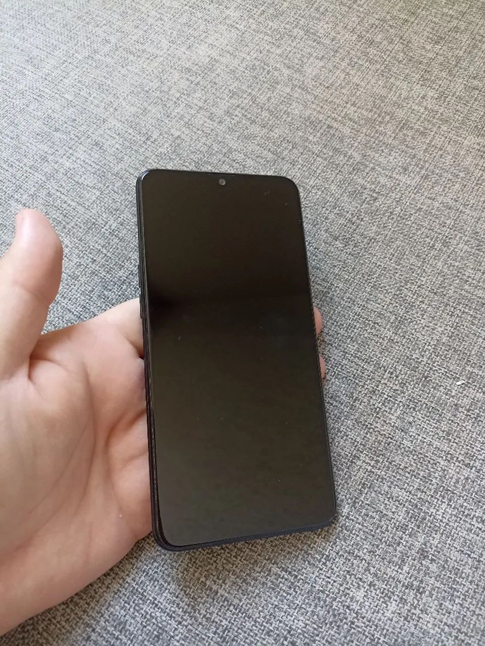 Samsung Galaxy A10s usado - Foto 3